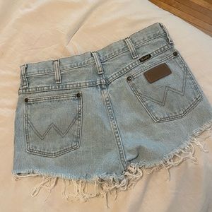 Wrangler cutoff Jean shorts - light wash